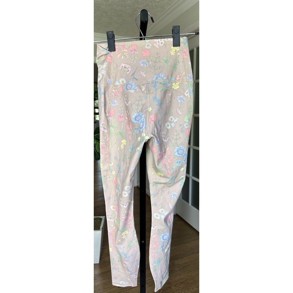 2 pairs* Fabletics PureLuxe Floral & Motion365+ Pink Leggings Bundle NWT Size S - Picture 4 of 12